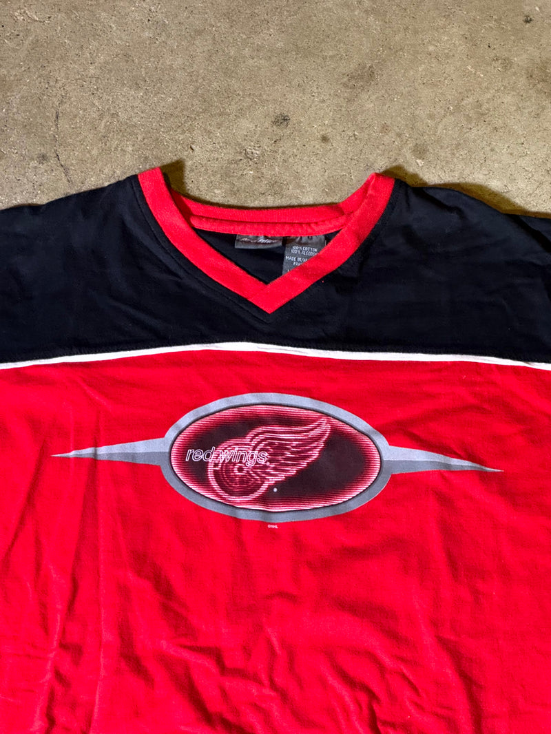 Detroit Red Wings Raglan Style Shirt-L
